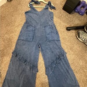New J.Her navy mineral wash overalls cropped size large